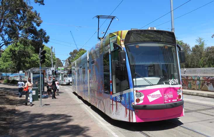 Yarra Trams Combino 3509 Art Tram